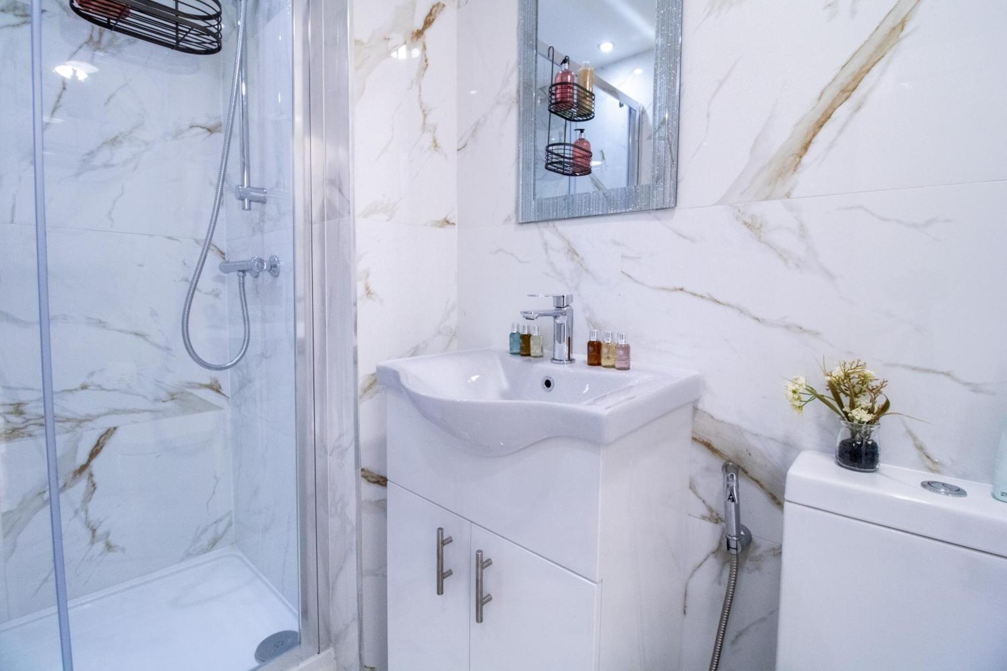 Oxford Street 1 Bedroom Shopping Retreat! 3Gc 런던 외부 사진